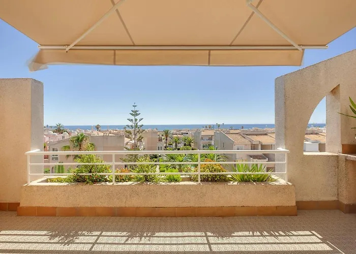 Flamenco Penthouse Sea View & Swimming Pool Torrevieja
