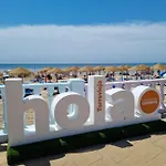 Flamenco Penthouse Sea View & Swimming Pool