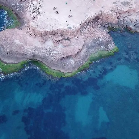 Flamenco Penthouse Sea View & Swimming Pool