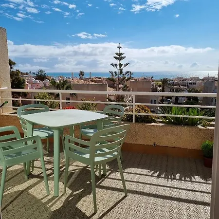 Апартаменты Flamenco Penthouse Sea View & Swimming Pool
